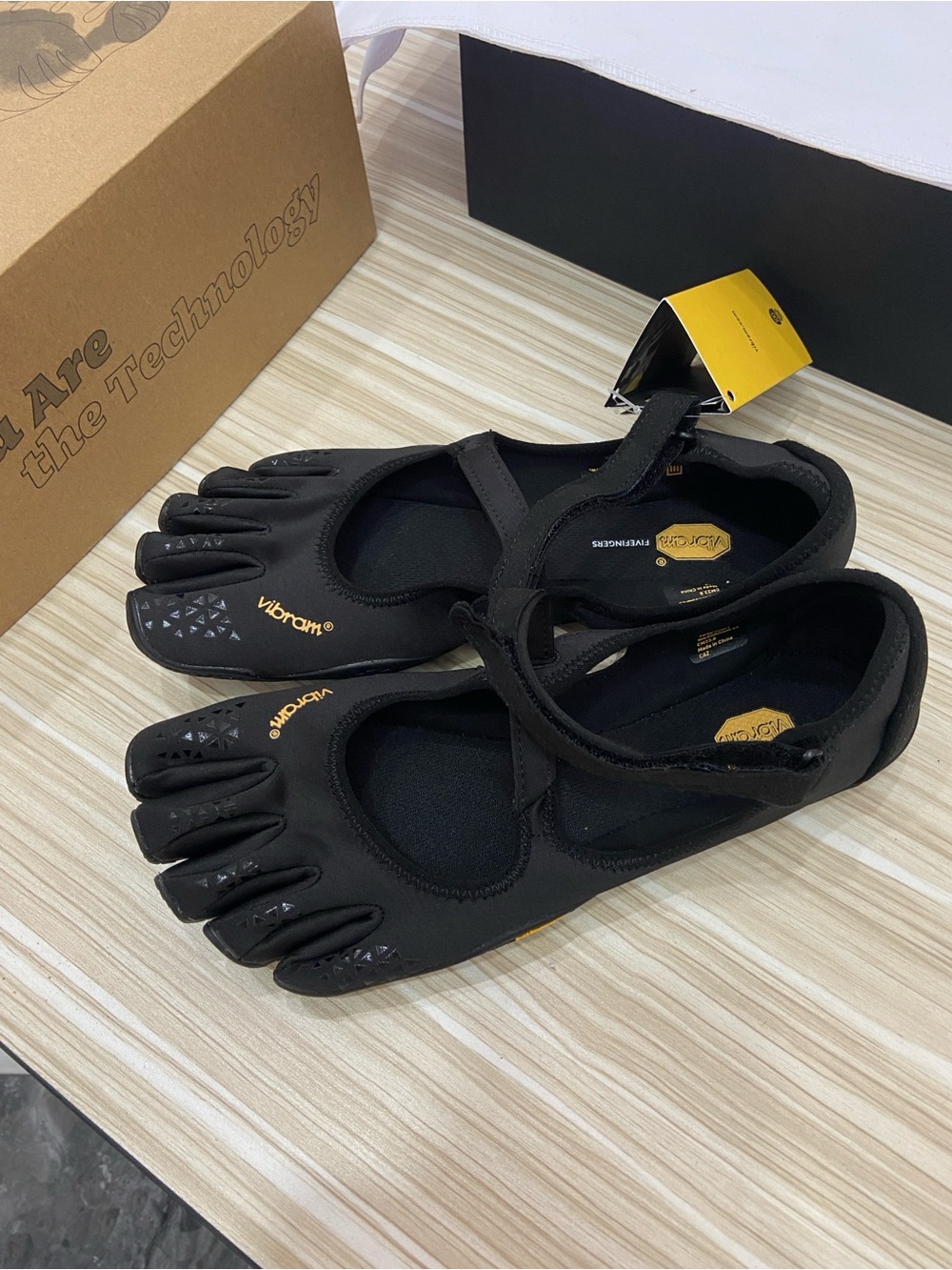 Vibram Women's FiveFingers Black and Yellow Toe Shoes